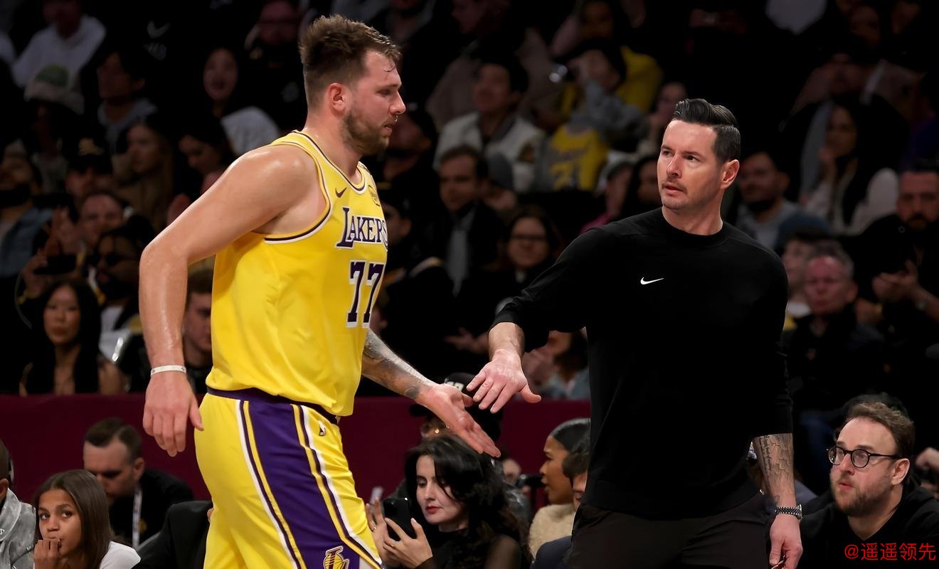 大逆转！143-135力克爵士，东西双星刷新历史纪录